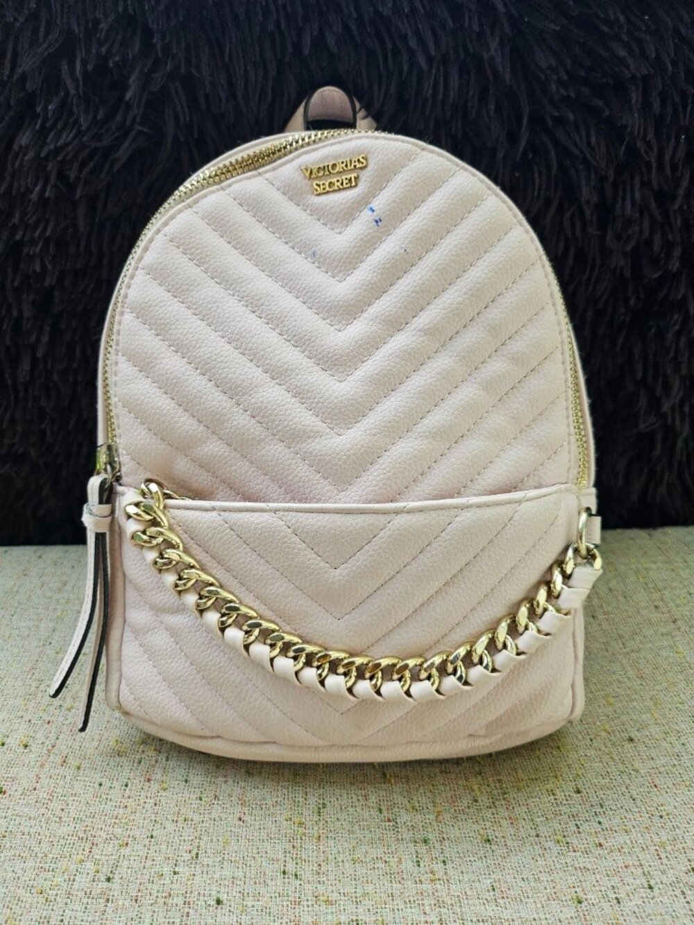 Victoria Secret Women Bag Pink Faux Vegan Leather Backpack V Quilt Purse - Picture 2 of 13